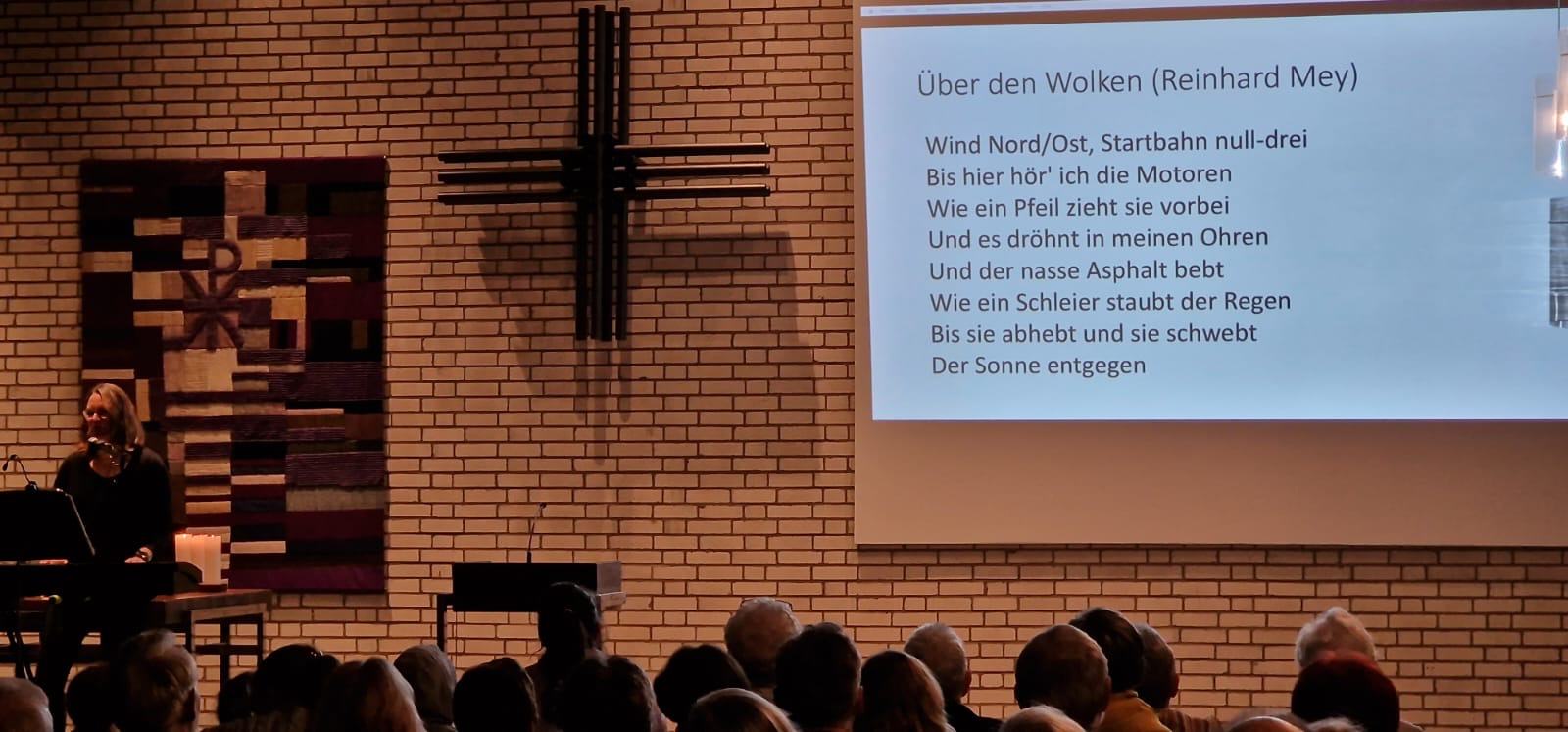 Mehr über den Artikel erfahren Richrath singt!!